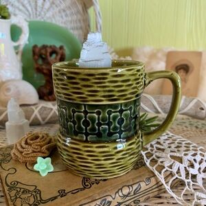 Vintage Ceramic Mug 🍃